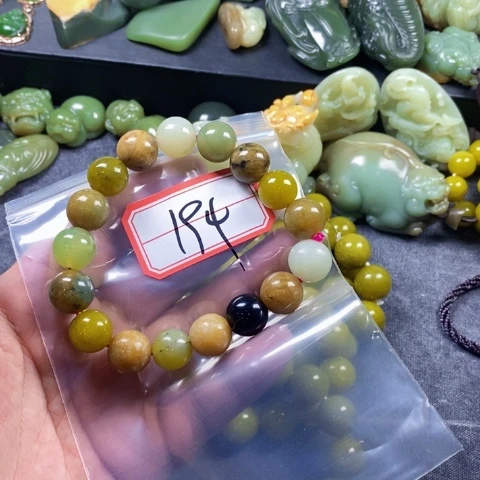 未镶嵌蛇纹石玉手链