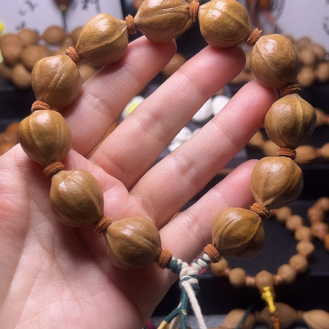 橄榄核手串不败的战神鸡血红18.21