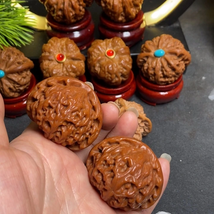 文玩核桃把件44宫灯杏仁957