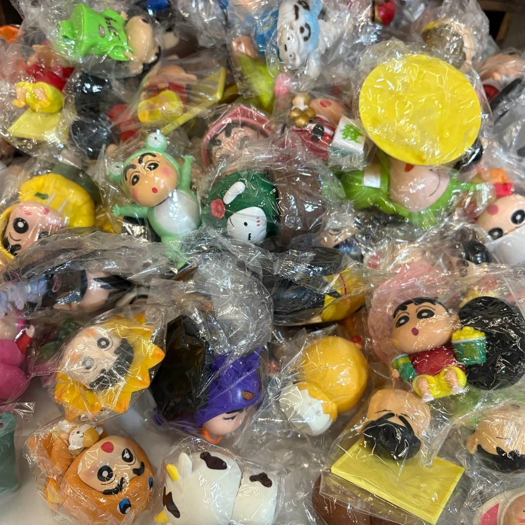 蜡笔小新手办大清仓