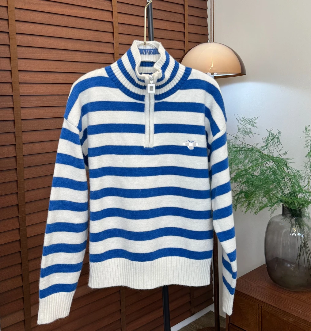 丙上丁 秋冬《条纹小蜜蜂》时尚羊毛保暖百搭圆领套头毛衣 MM0445WT