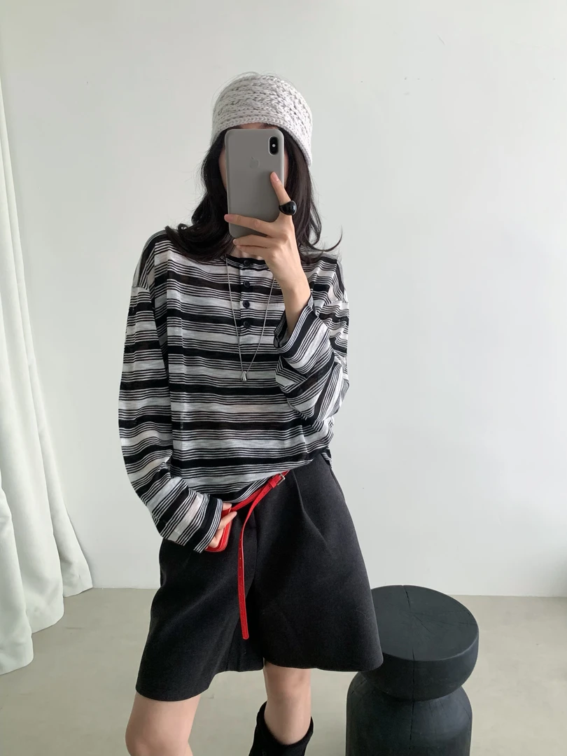 韩版春夏时尚新款显瘦简约百搭设计感慵懒条纹圆领长袖T恤衫8828