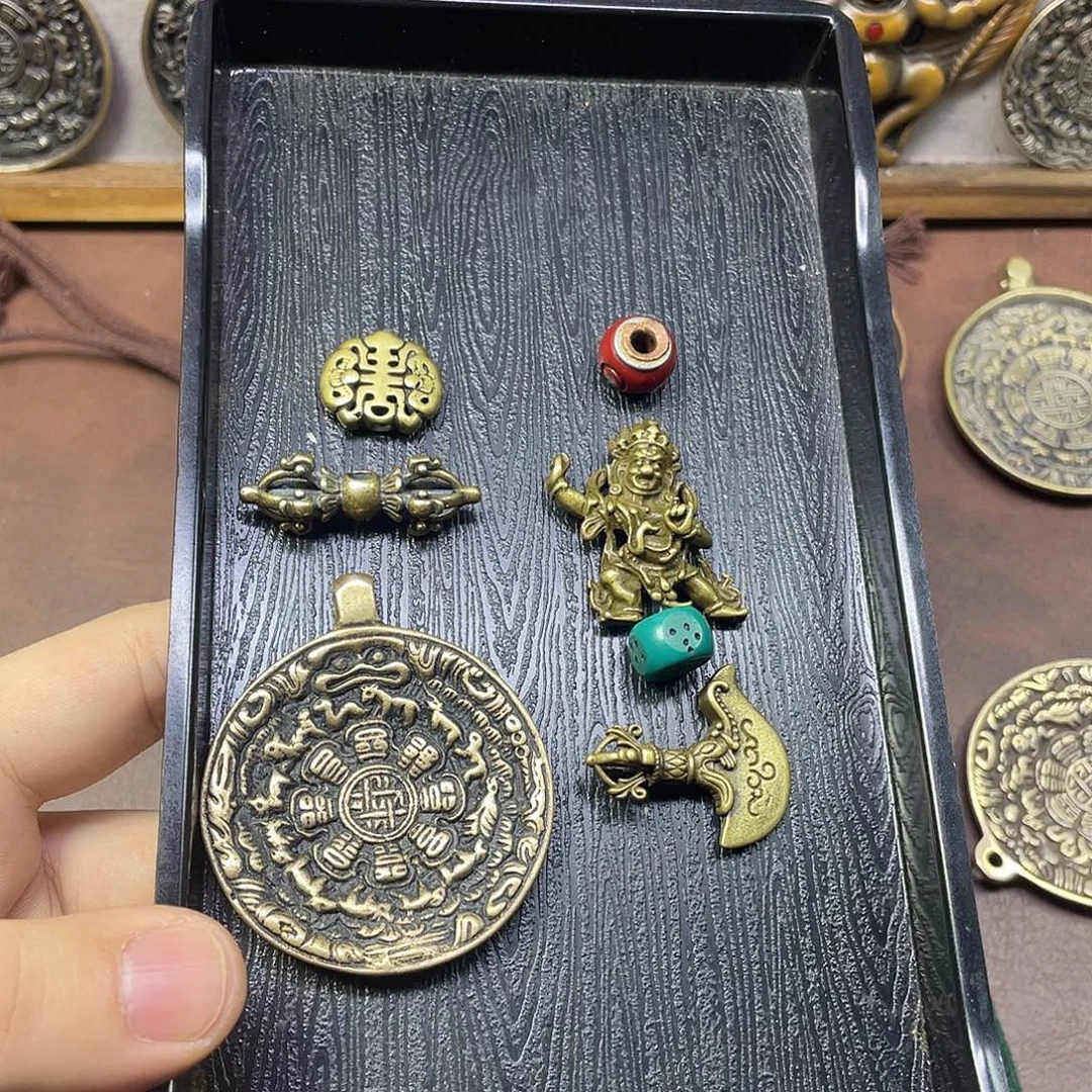 用***6白利马天铁蛙嘴九宫八卦牌包挂