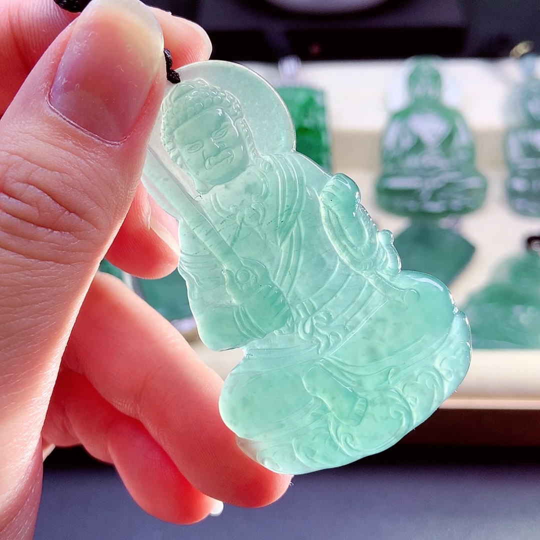 【闪购商品】颈饰未镶嵌翡翠天然