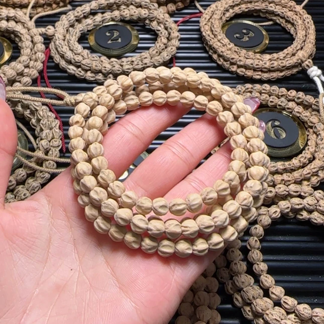 【闪购商品】柏香籽/百香籽吊坠随*