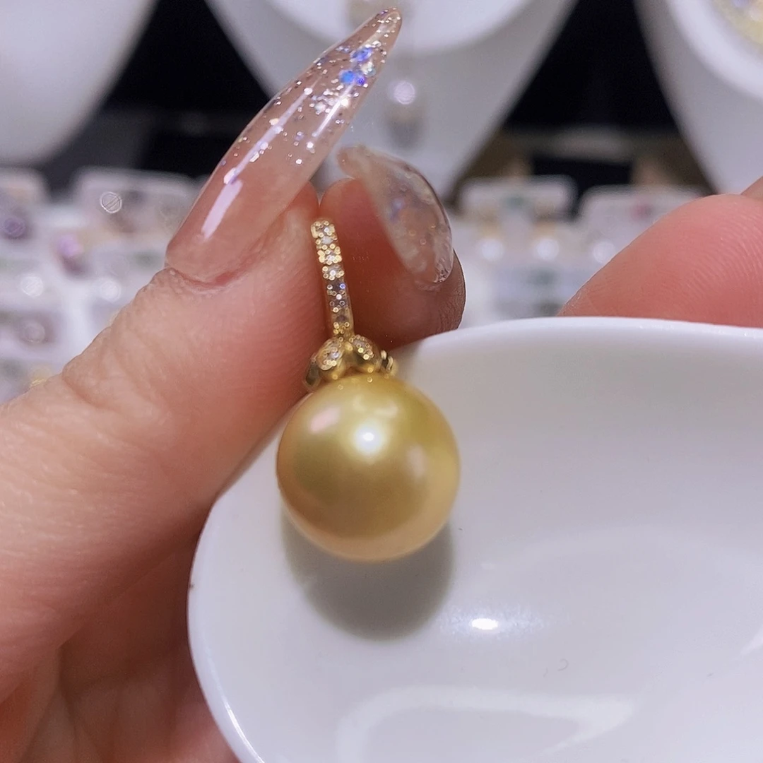淡水珍珠颈饰合金