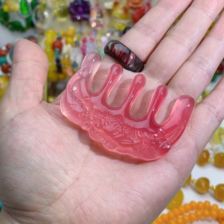 1号变色雕刻梳子