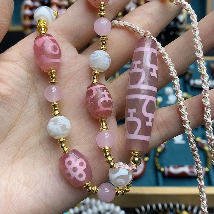 玛瑙/玉髓颈饰合金