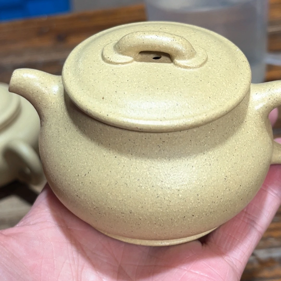 茶壶紫砂紫砂的味道很