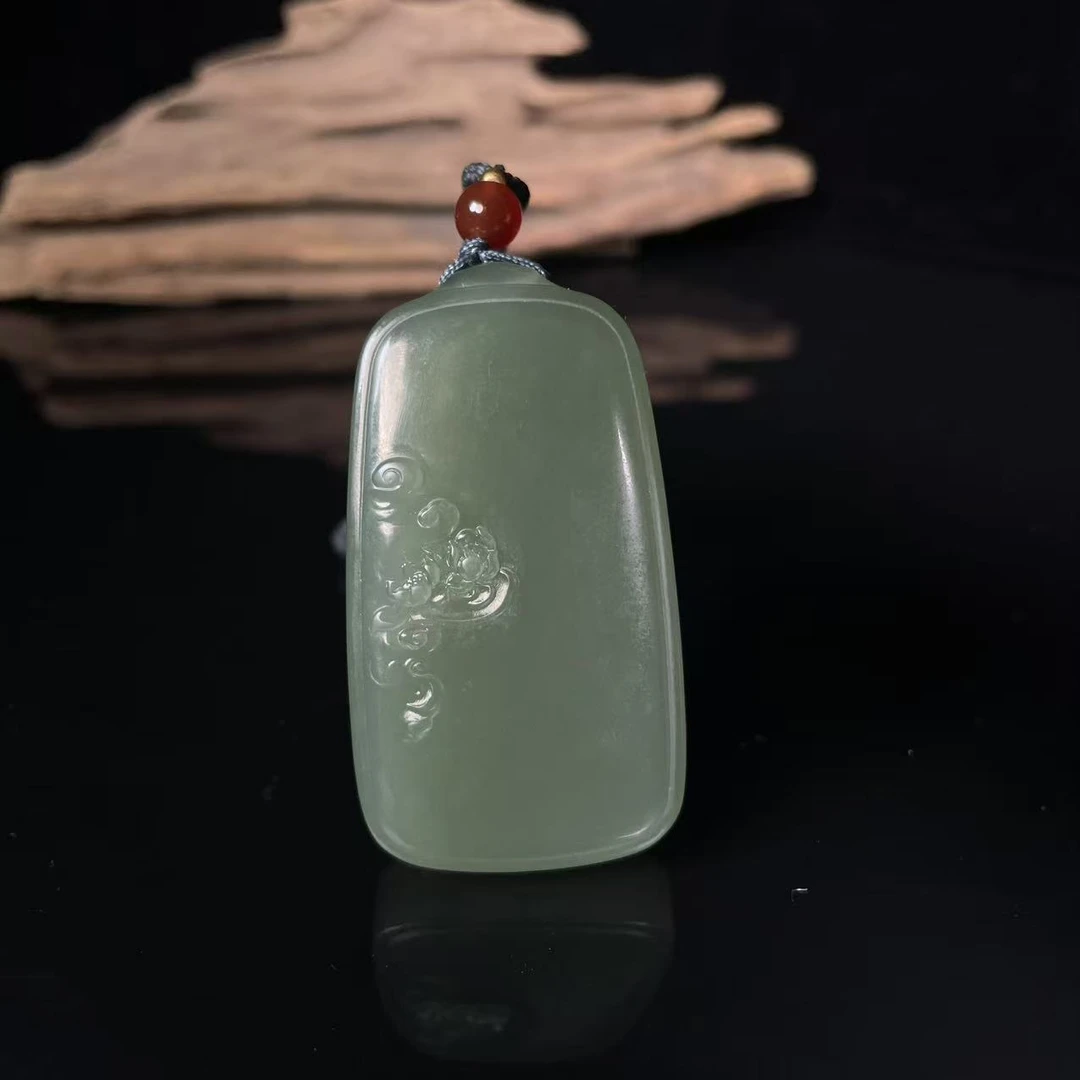 lot3724 平安无事牌 和田玉 碧玉 54.4*29.9*10mm 39.4g/北京世纪