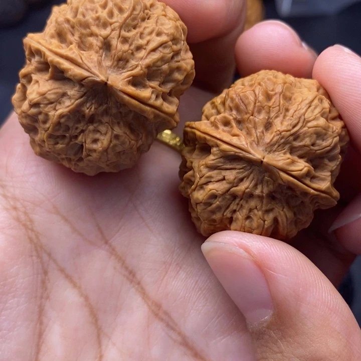 把件文玩核桃36尺铁绣球