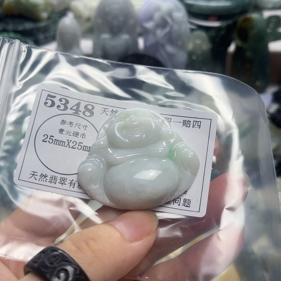 翡翠未镶嵌颈饰5348瑕疵