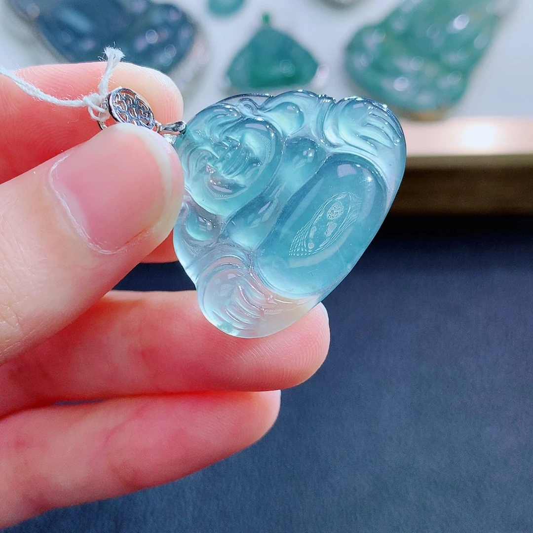 翡翠未镶嵌颈饰m**生翡翠