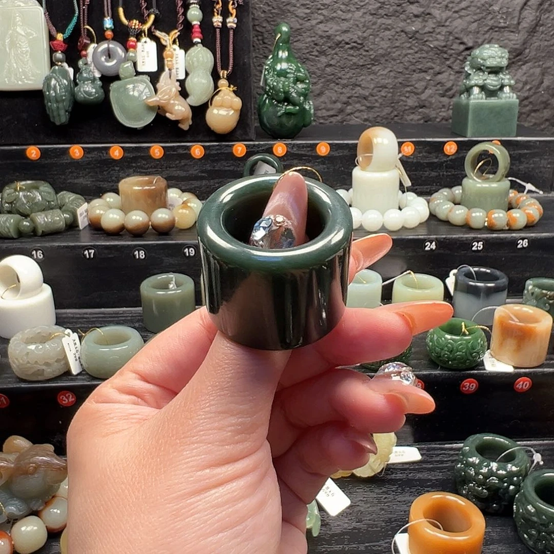 缥***生和田玉未镶嵌戒指内径23