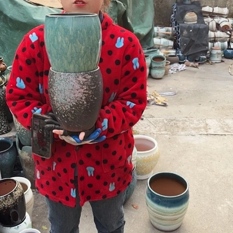 口16高20瑕疵盆子。