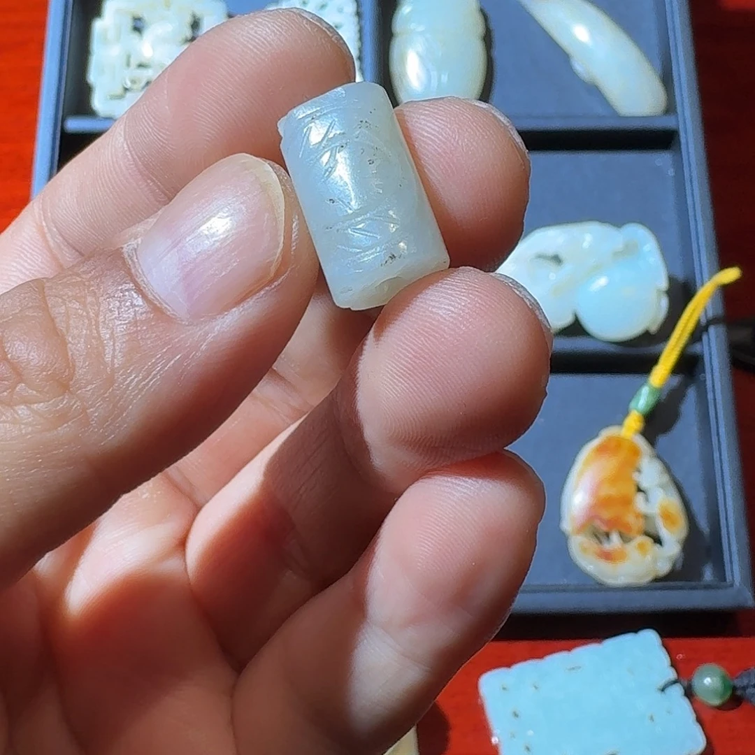 当***人未镶嵌和田玉（糖玉）挂件