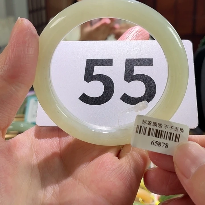 未镶嵌手镯和田玉3