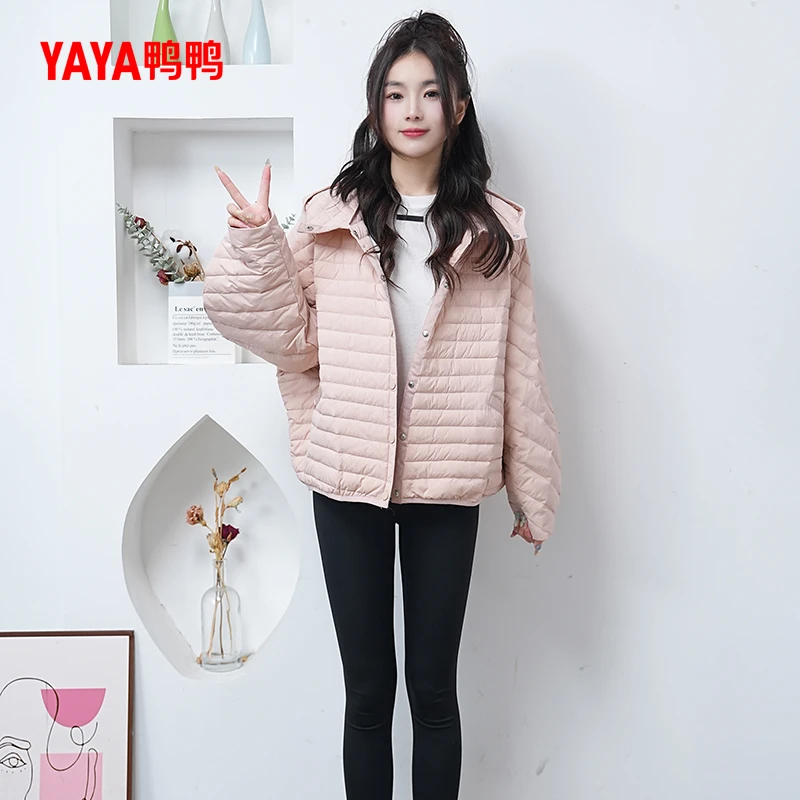YAYA鸭鸭连帽时尚女士休闲宽松灯笼袖短款冬季羽绒服YE5A600991H