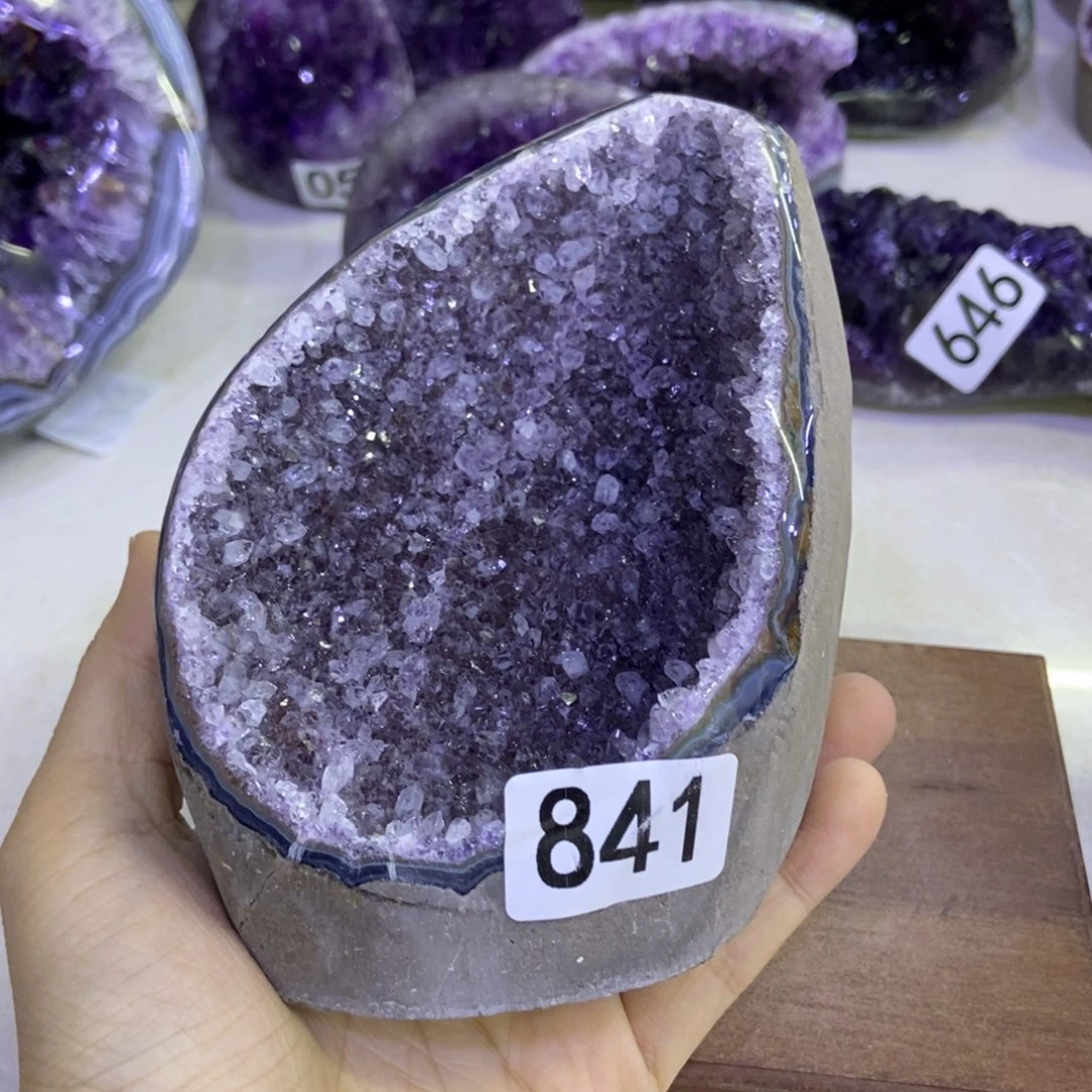 紫晶未镶嵌大型摆件（非配饰）