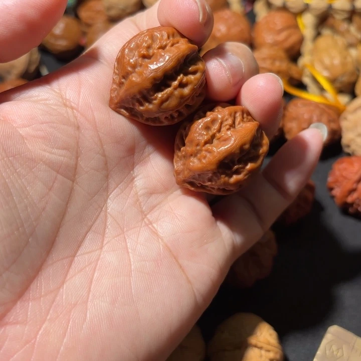 把件文玩核桃八棱手捻89