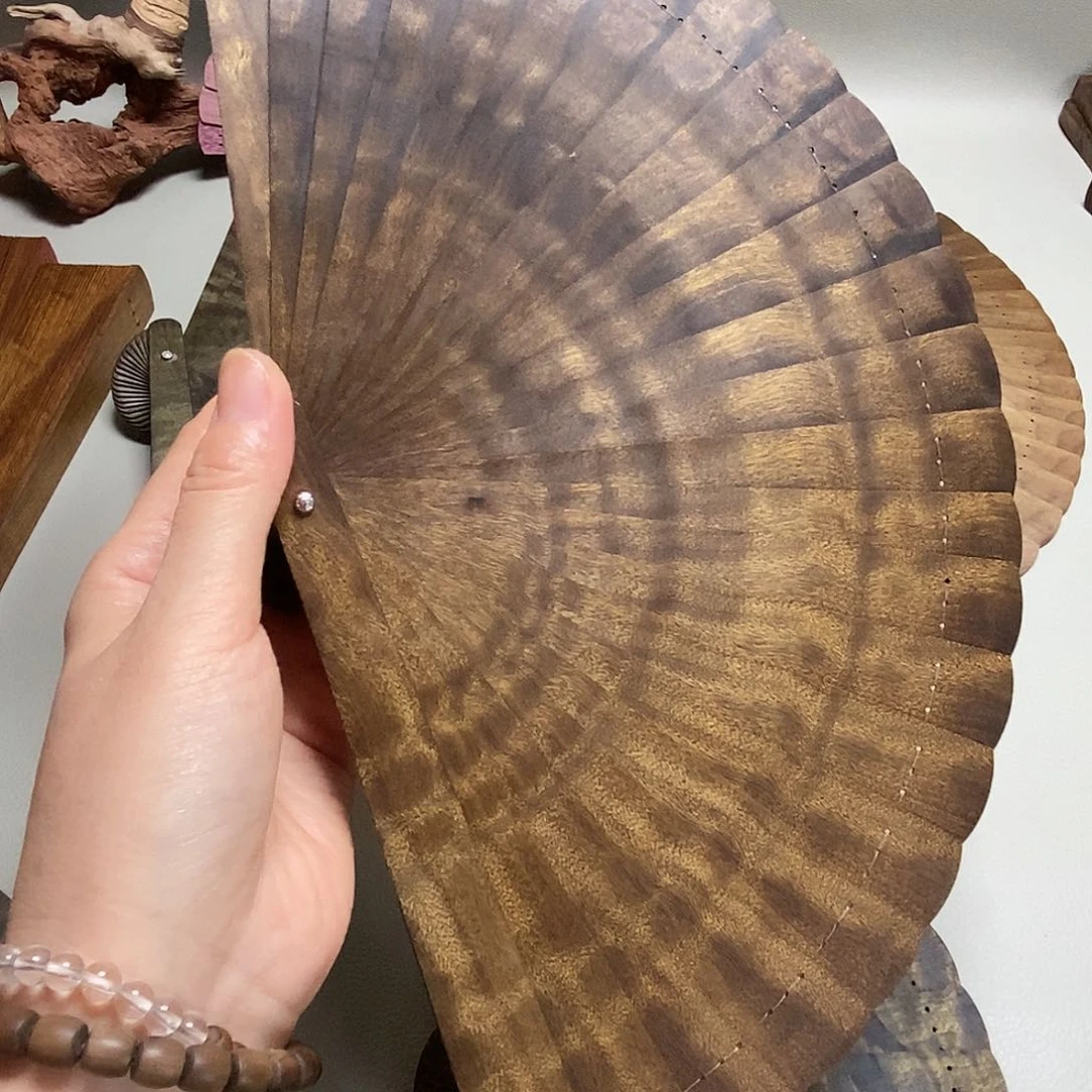 楠木岸****）金丝楠木18折扇阴沉黄