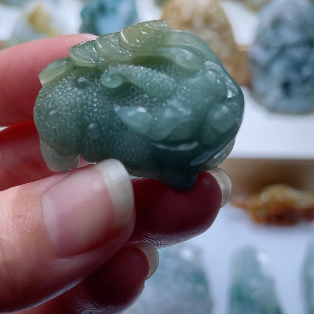 定制翡翠未镶嵌毛货