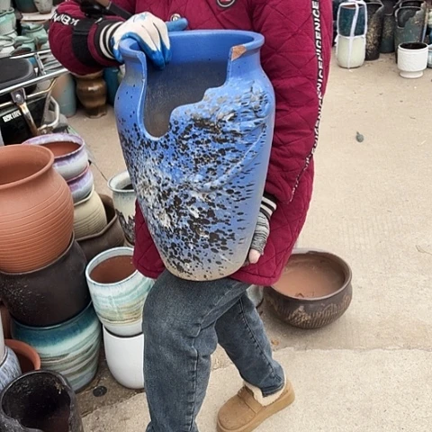 23口41高瑕疵盆子。