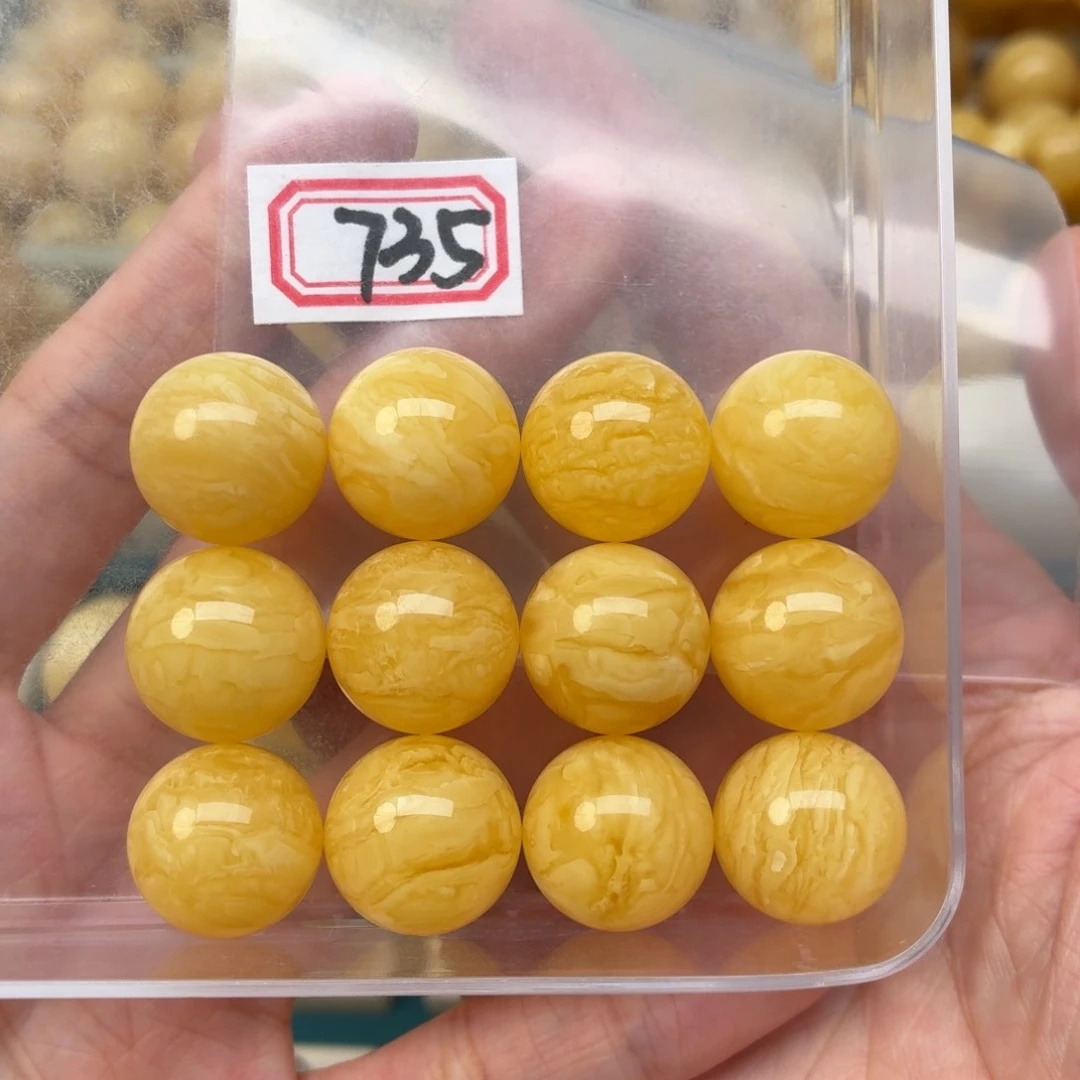 芝***芝未镶嵌蜜蜡裸石16+蜜蜡手串