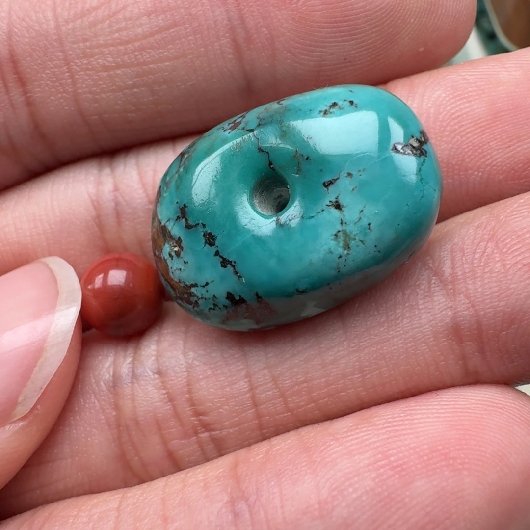 泽***源南红玛瑙未镶嵌珠宝奇石