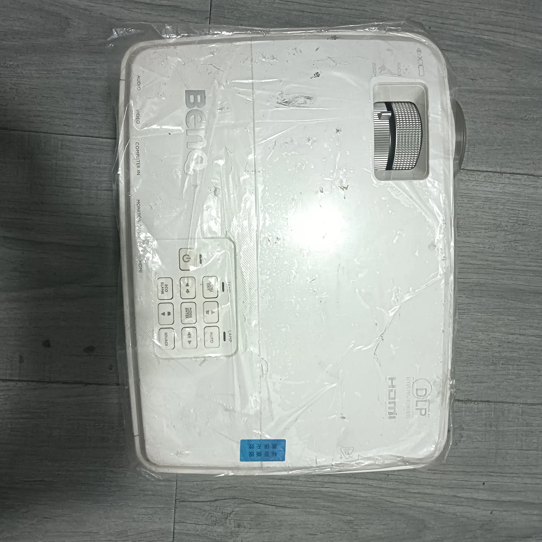 二手高清投影机运费自理