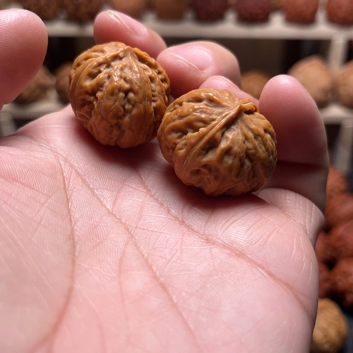 b***s文玩核桃吊坠1111112