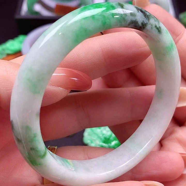 未镶嵌手镯翡翠翡翠手镯