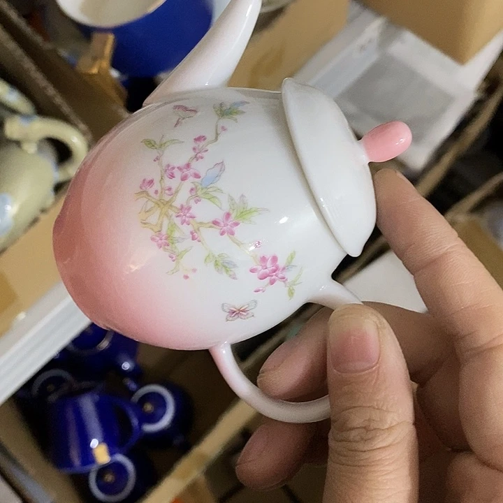 陶瓷艺术品及陶瓷制品
