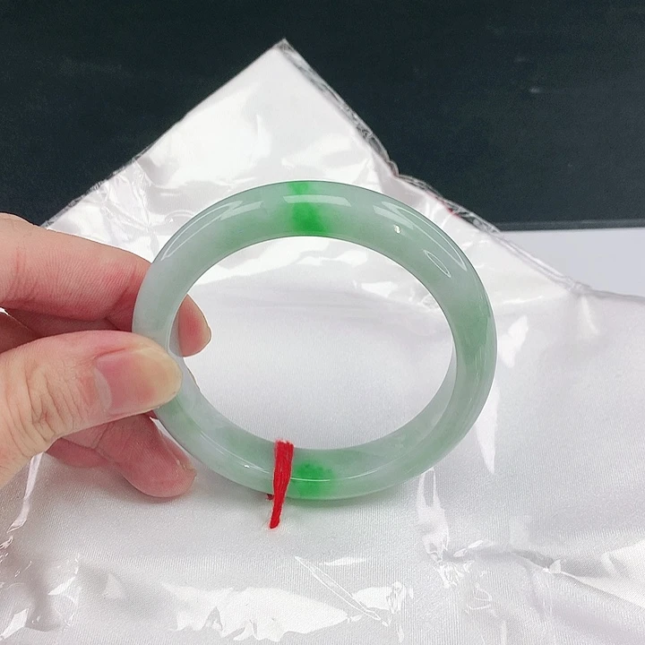 翡翠未镶嵌手镯圈55。85071