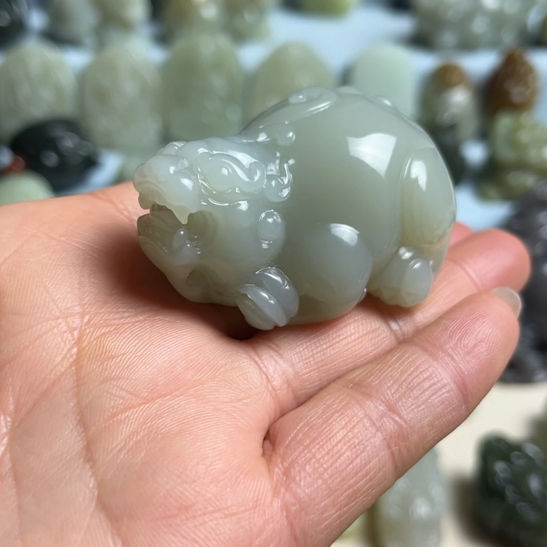 巴***好和田玉未镶嵌把件