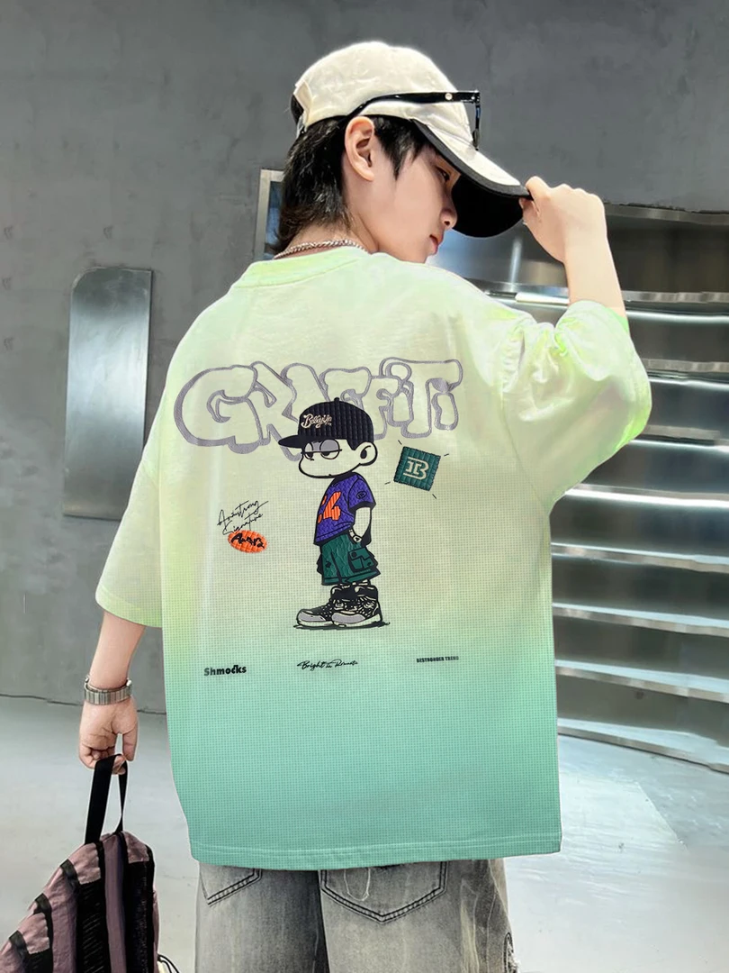 （清仓）夏季男童潮流渐变万针刺绣T恤2025个性潮酷中大童宽松百搭