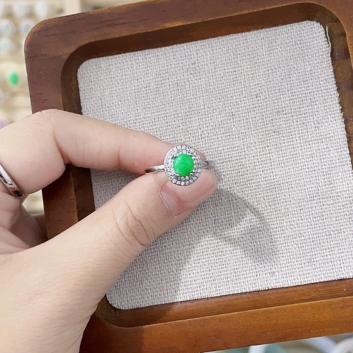 翡翠未镶嵌颈饰天然翡翠Ａ货