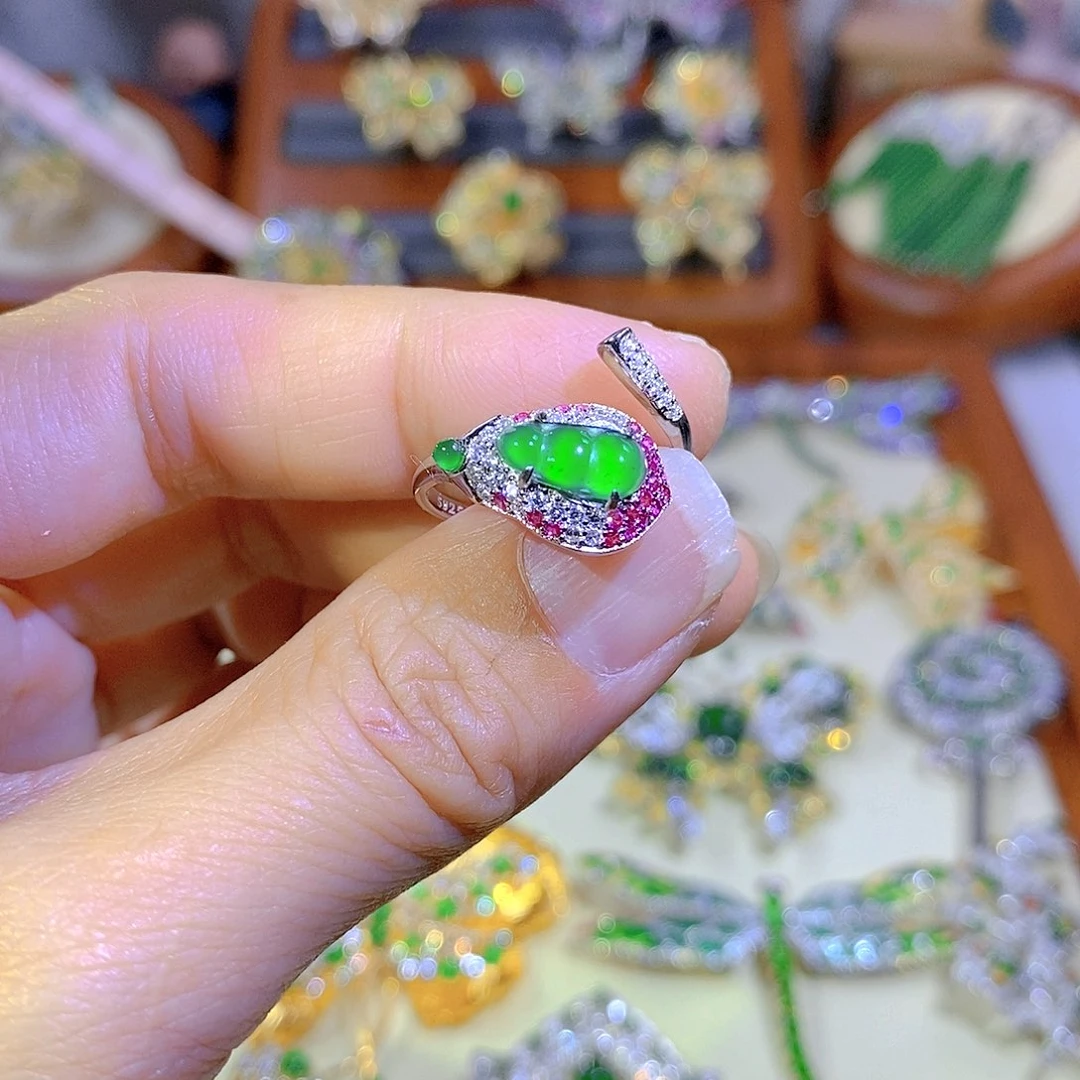 颈饰银S925镶嵌翡翠