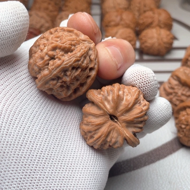 核桃手串/手链?*着糖三角白37