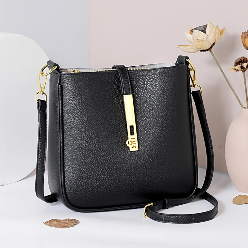 单肩轻奢腋下包女式小包车缝线英伦风极简风斜挎包