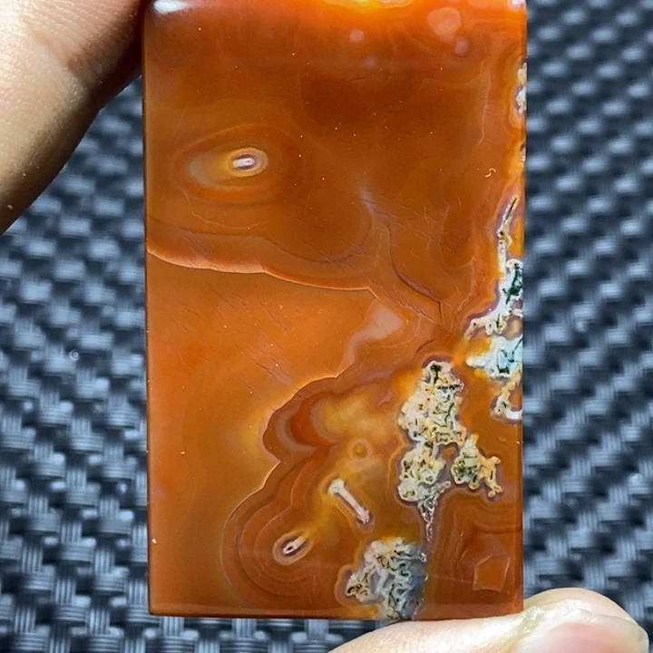 玛瑙/玉髓颈饰未镶嵌绿***湾