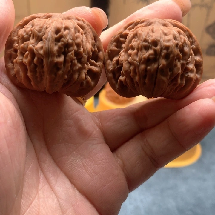 文玩核桃吊坠山西好高楼