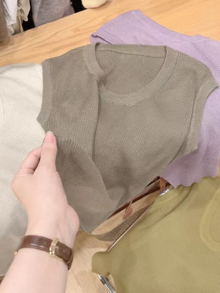 七言家巨好看！洋气穿搭#灰褐U领遮副乳显瘦背心