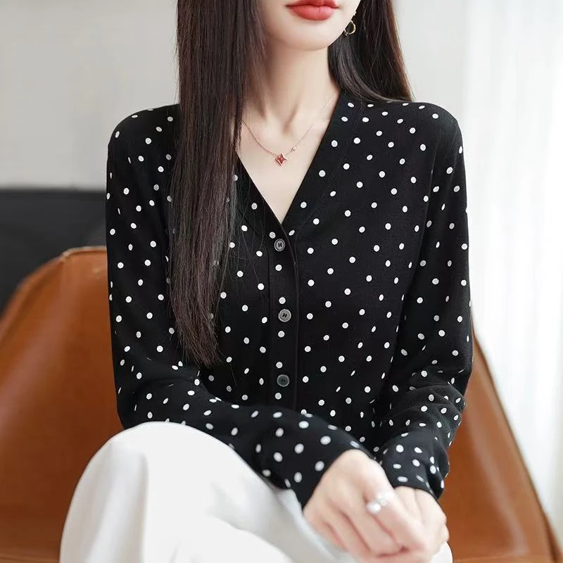 新款上新   夏季新款精纺羊毛薄款宽松开衫外套防晒衫 059