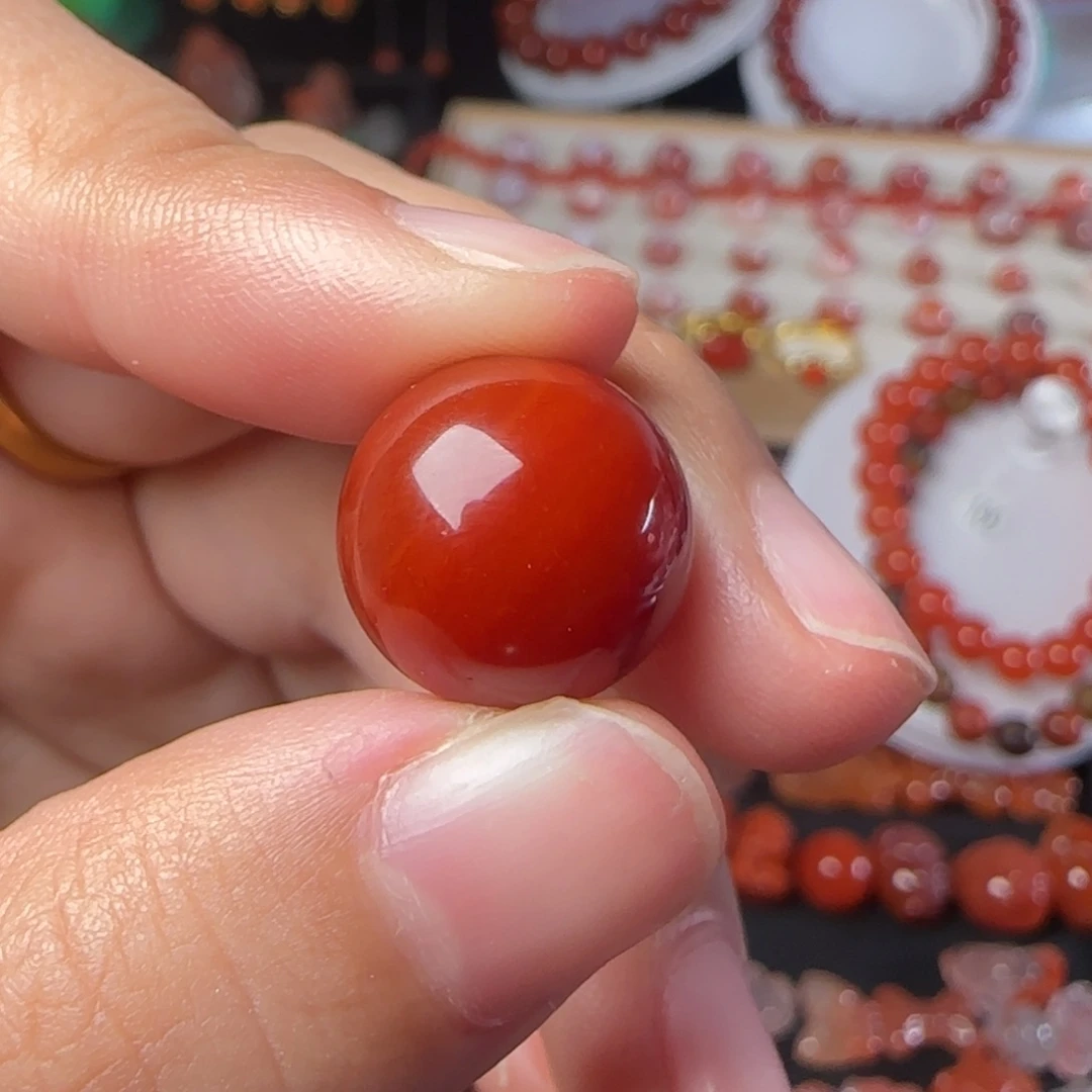 南红玛瑙未镶嵌颈饰…**点