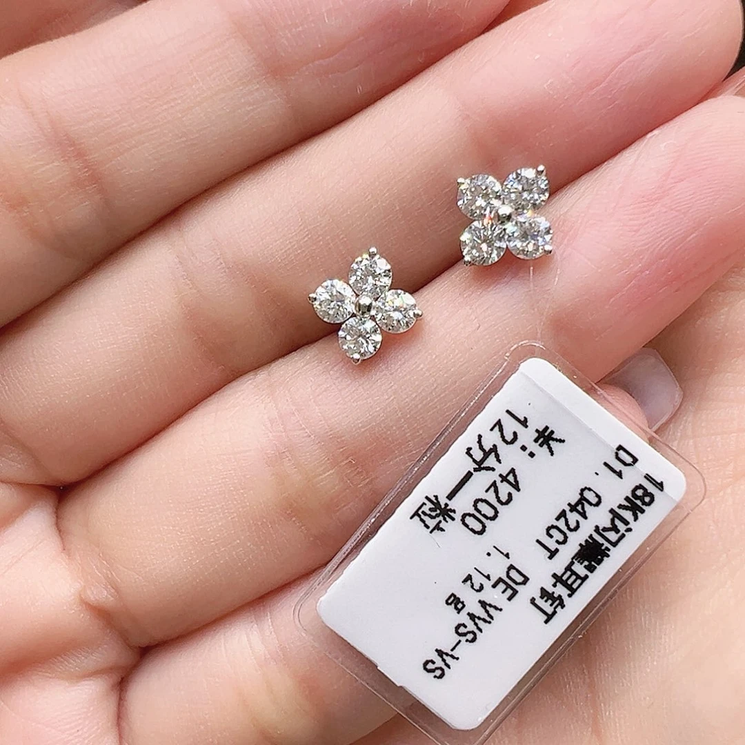实验室培育钻石耳钉18K金镶嵌1.042ct K白闪耀耳钉