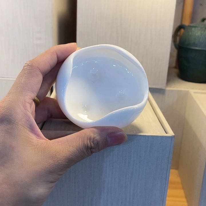 福利待遇多多哦哦哦