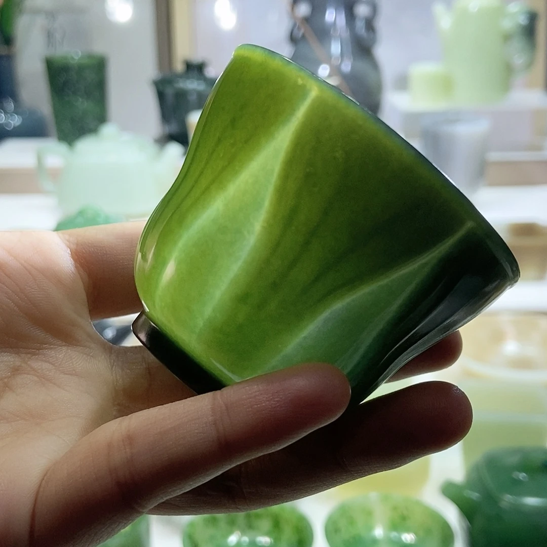 和田玉未镶嵌挂件青玉百财杯