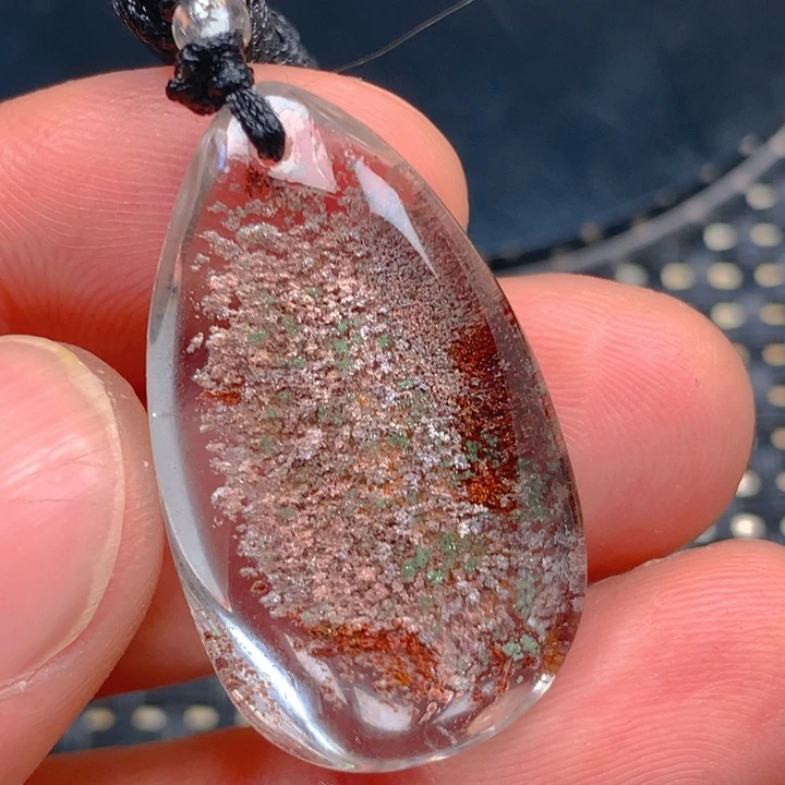 未镶嵌吊坠(不含链)水晶七*。