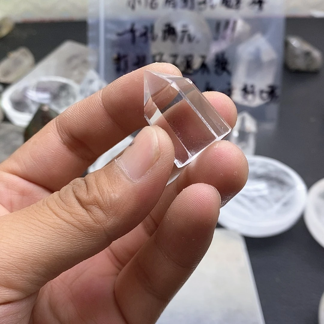 未镶嵌颈饰水晶水晶石235